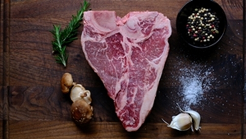 Hearty Gifts for the Steak Lovers