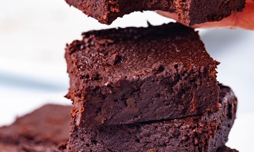 HOW TO MAKE HEALTHY FLOURLESS BROWNIES